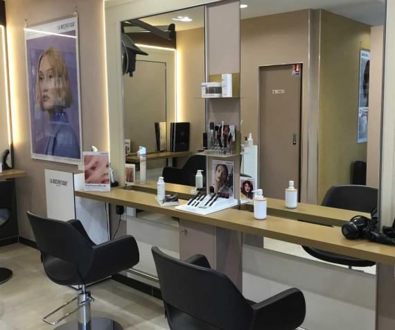 Au salon D'IZA GRANVILLE Beauty Planet