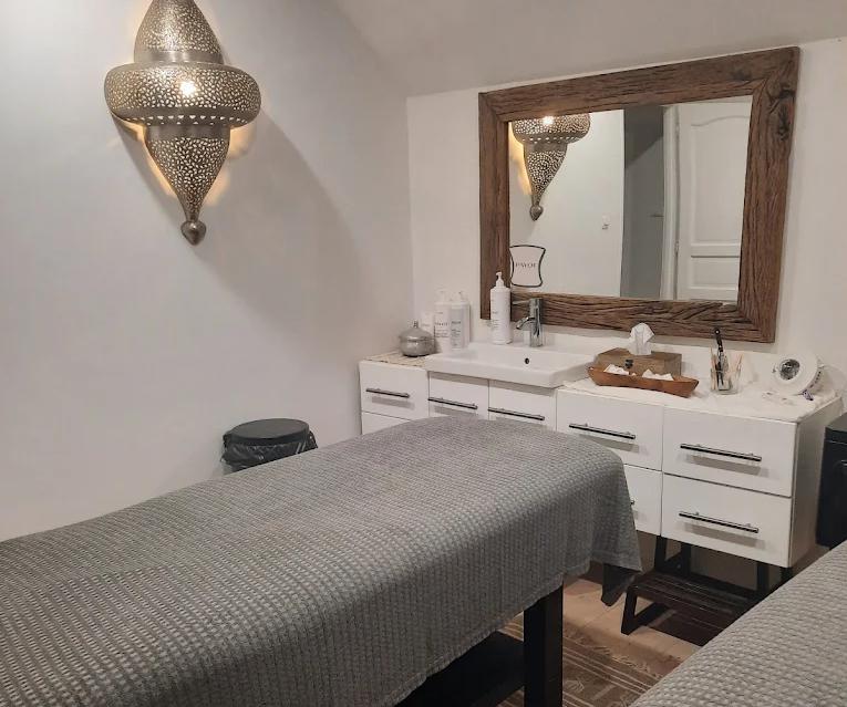 le salon de sandra-crepy-beauty planet-4