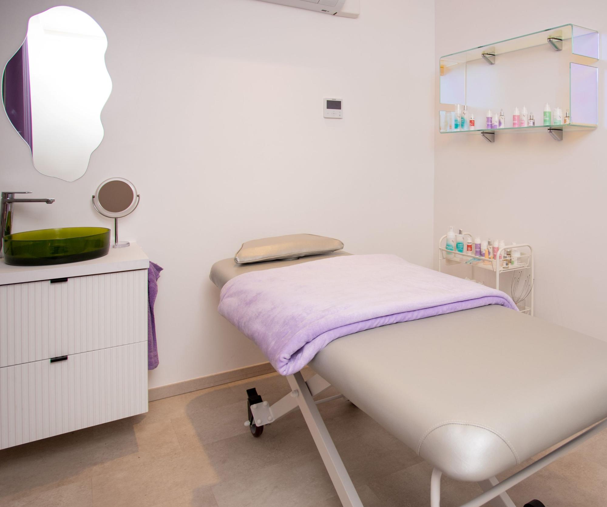 alixe fougeres charonne-paris-beauty planet-7