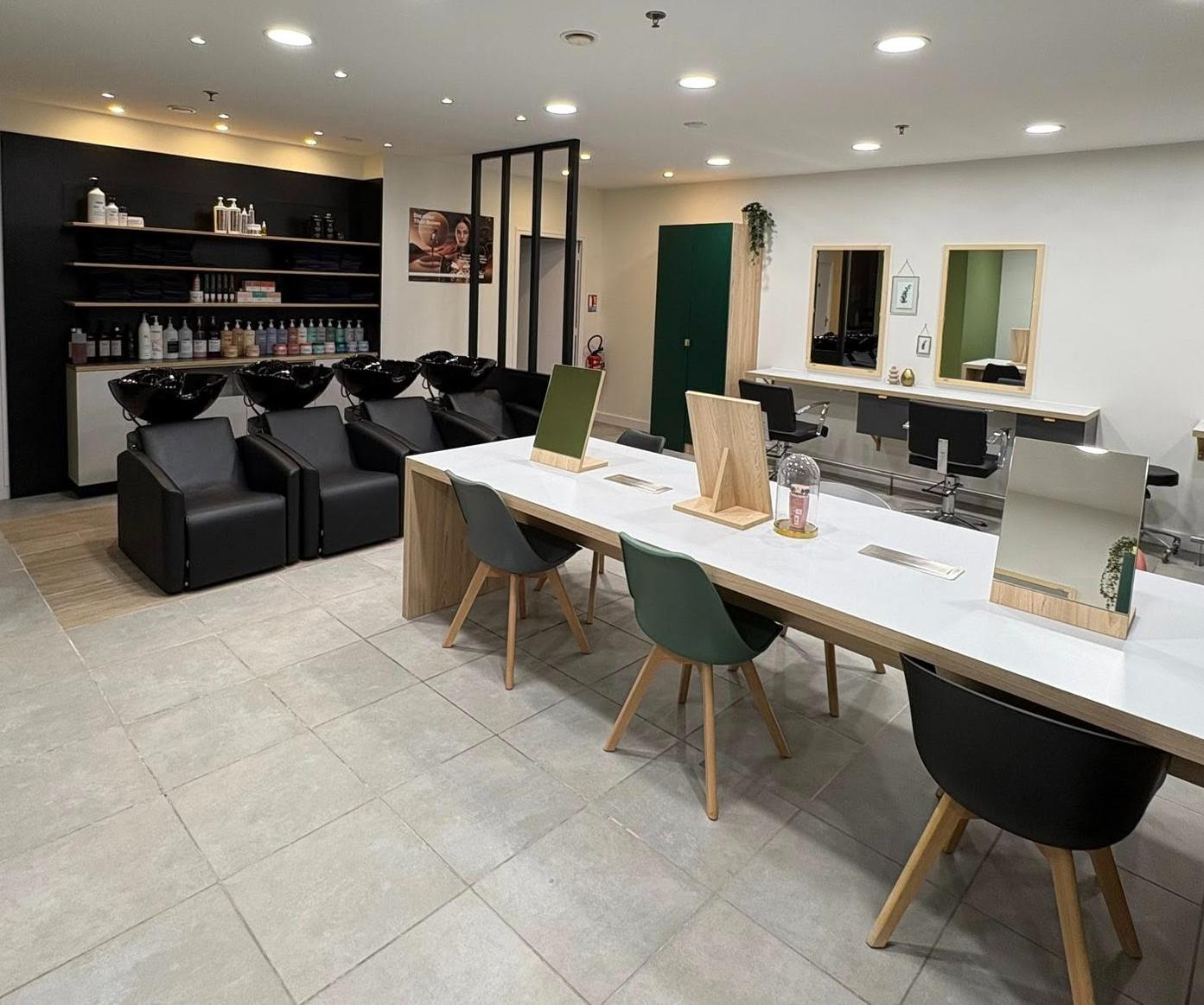 IKXIS LOCHES Super U-beauty planet-2