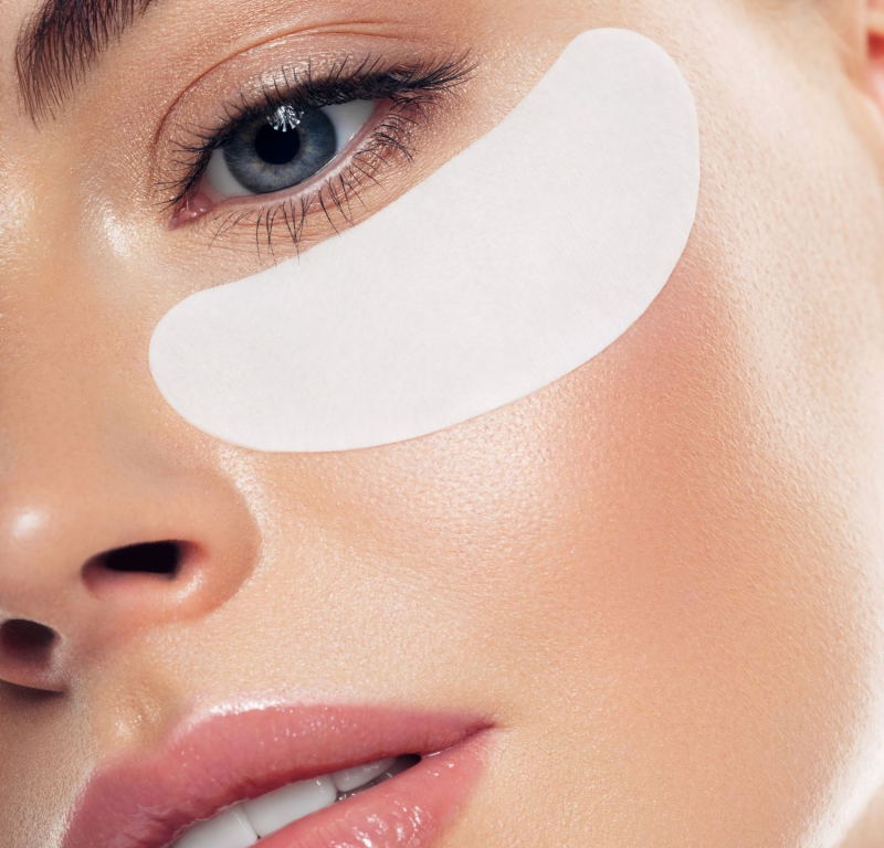 Patchs pour les cernes : effet mode ou miracle ?